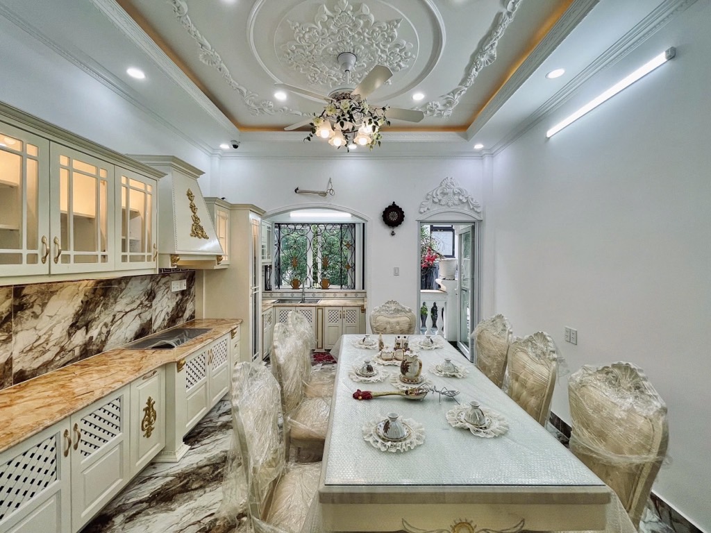 Bán nhà Ba Tháng Hai - diện tích 113m2 4 tầng - Nhà đẹp hiếm có - giá 63,99 tỷ