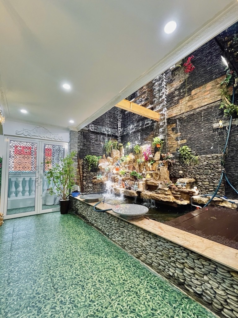 Bán nhà Ba Tháng Hai - diện tích 113m2 4 tầng - Nhà đẹp hiếm có - giá 63,99 tỷ