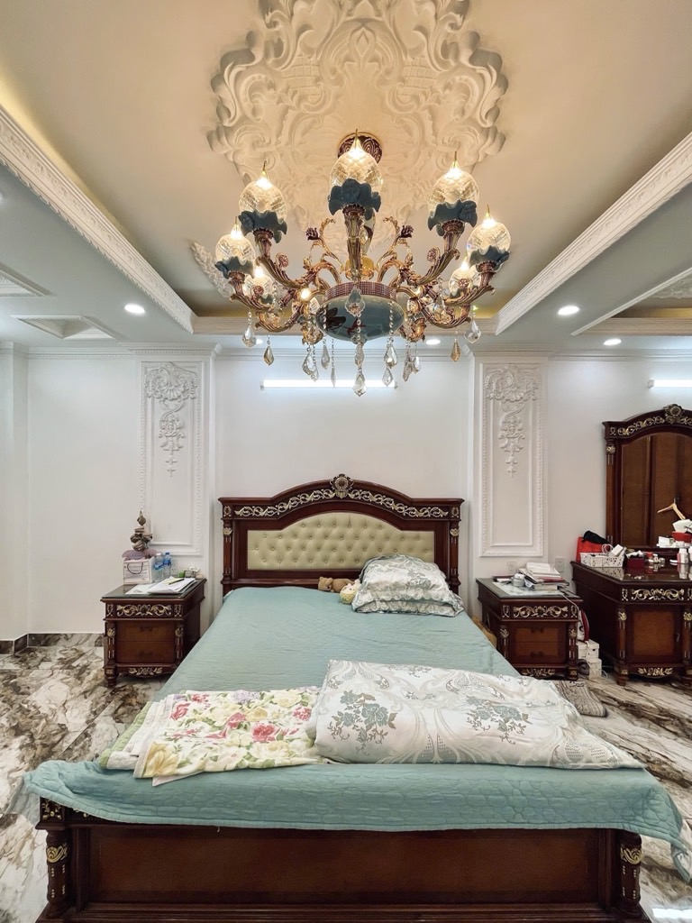 Bán nhà Ba Tháng Hai - diện tích 113m2 4 tầng - Nhà đẹp hiếm có - giá 63,99 tỷ