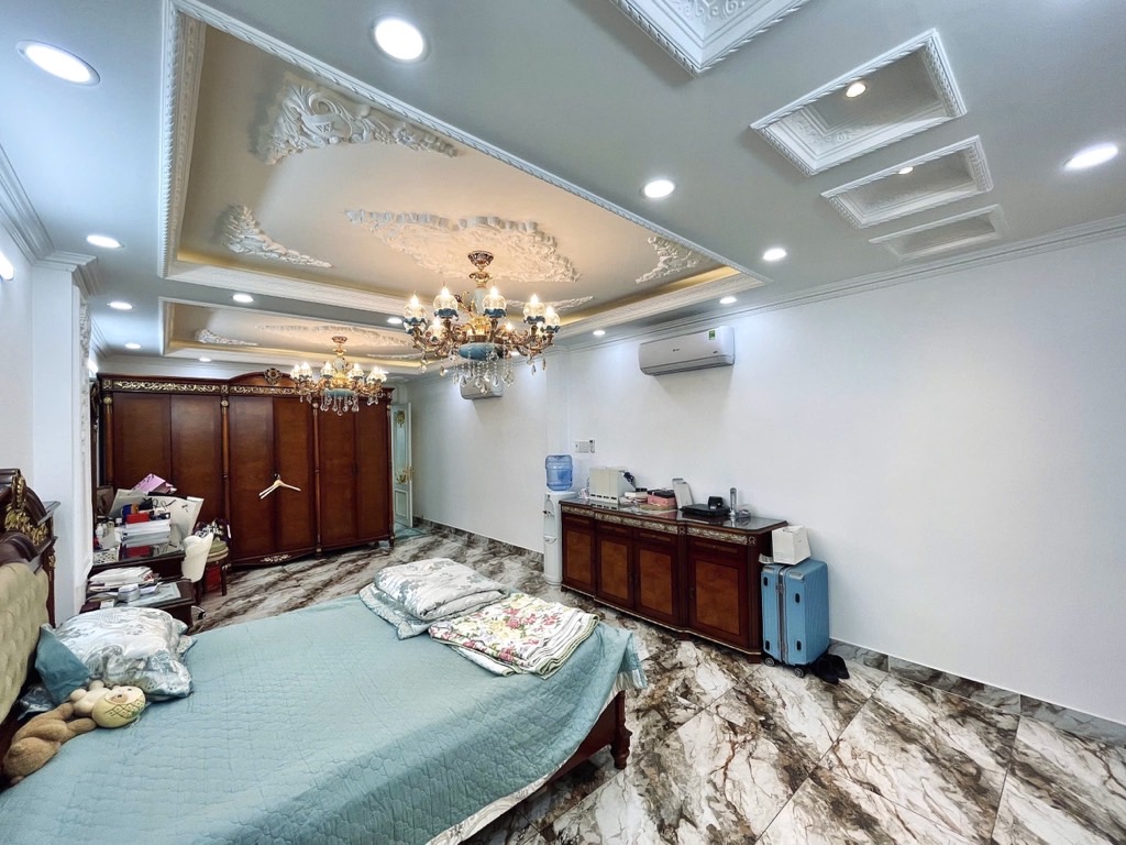 Bán nhà Ba Tháng Hai - diện tích 113m2 4 tầng - Nhà đẹp hiếm có - giá 63,99 tỷ