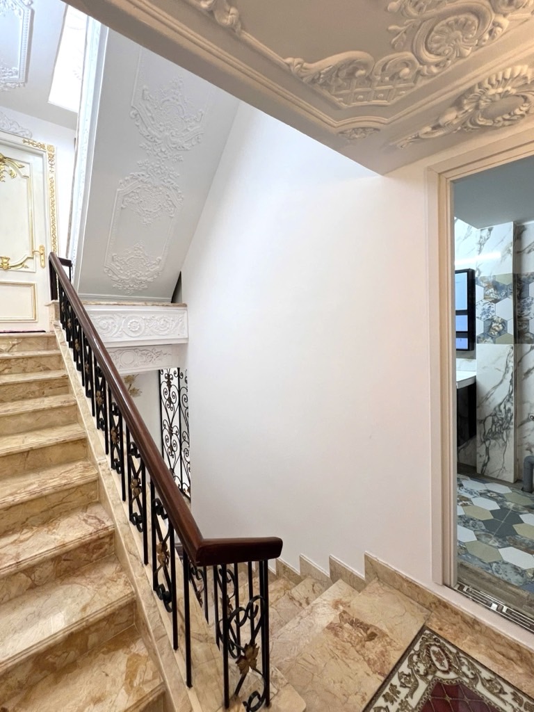 Bán nhà Ba Tháng Hai - diện tích 113m2 4 tầng - Nhà đẹp hiếm có - giá 63,99 tỷ