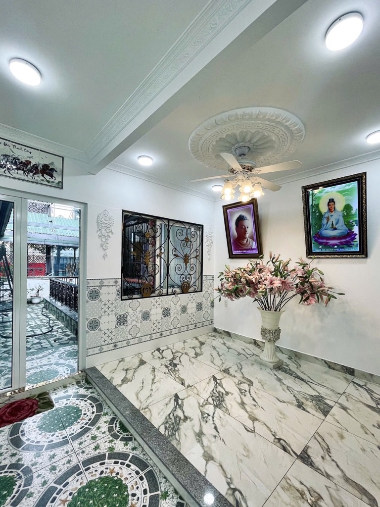 Bán nhà Ba Tháng Hai - diện tích 113m2 4 tầng - Nhà đẹp hiếm có - giá 63,99 tỷ