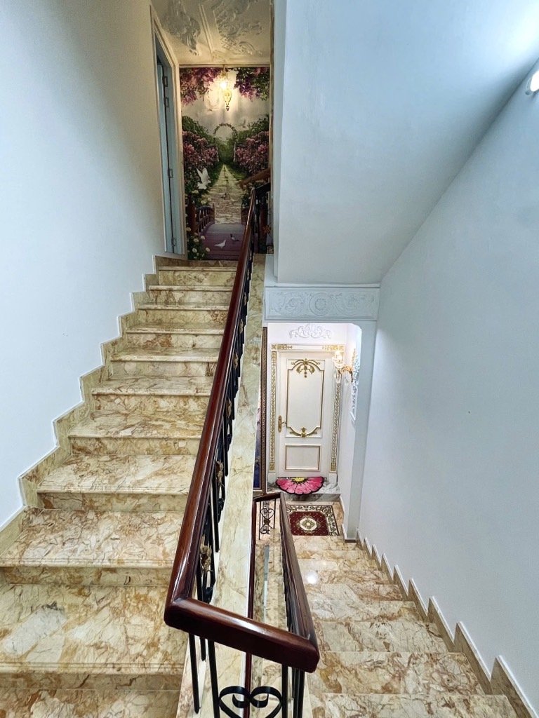 Bán nhà Ba Tháng Hai - diện tích 113m2 4 tầng - Nhà đẹp hiếm có - giá 63,99 tỷ