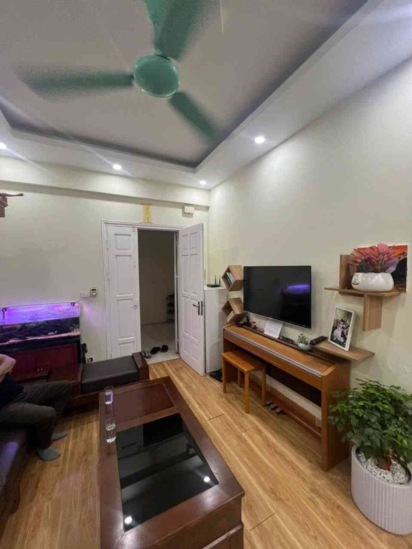 Bán nhà Hoàng Mai - diện tích 53m2 8 tầng - Nhà đẹp 2 ngủ - giá 4,25 tỷ