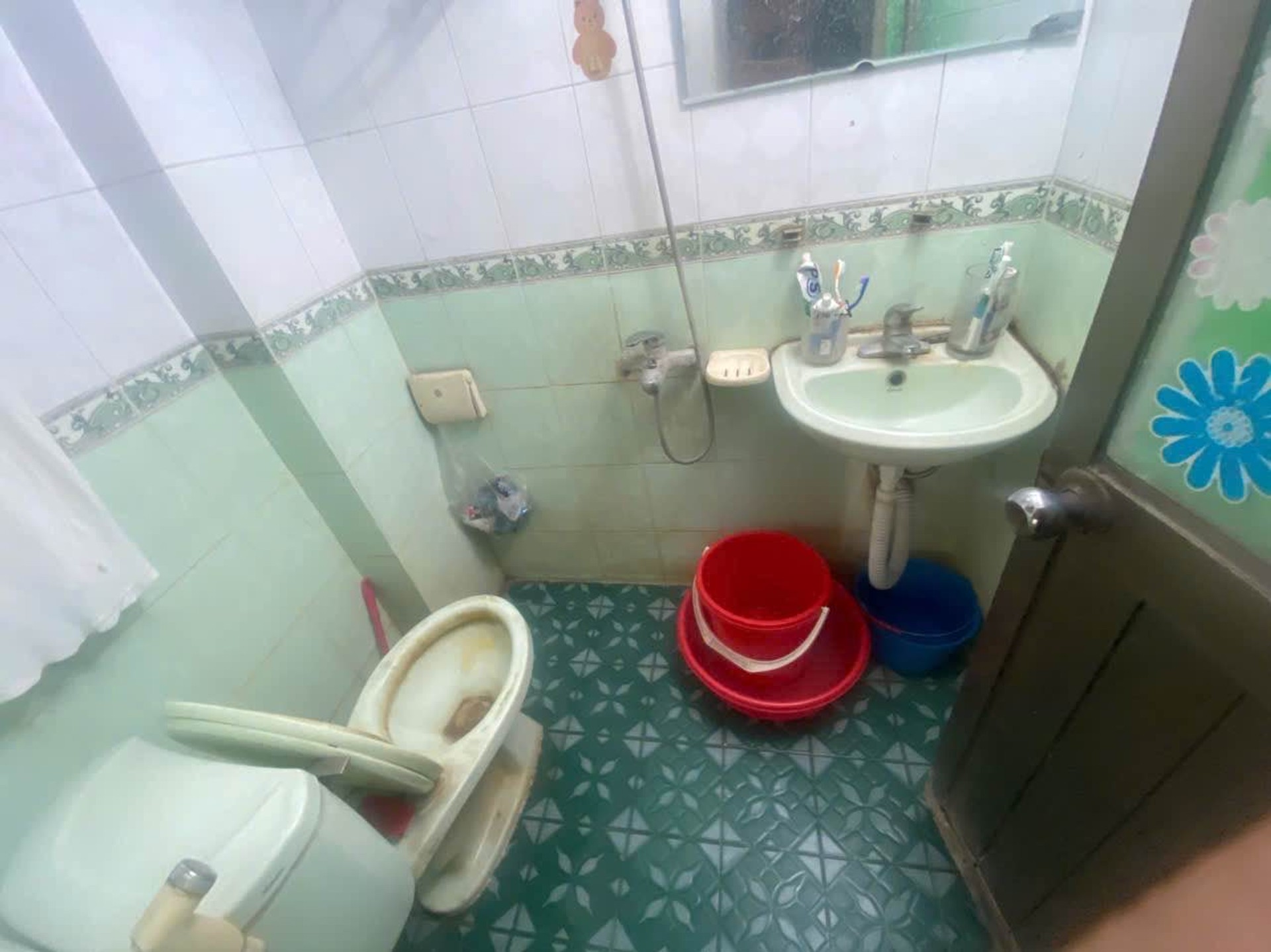 Bán nhà Phố 8/3 - diện tích 15m2 5 tầng - Ngõ thông có thể kd nhỏ - giá 4,85 tỷ