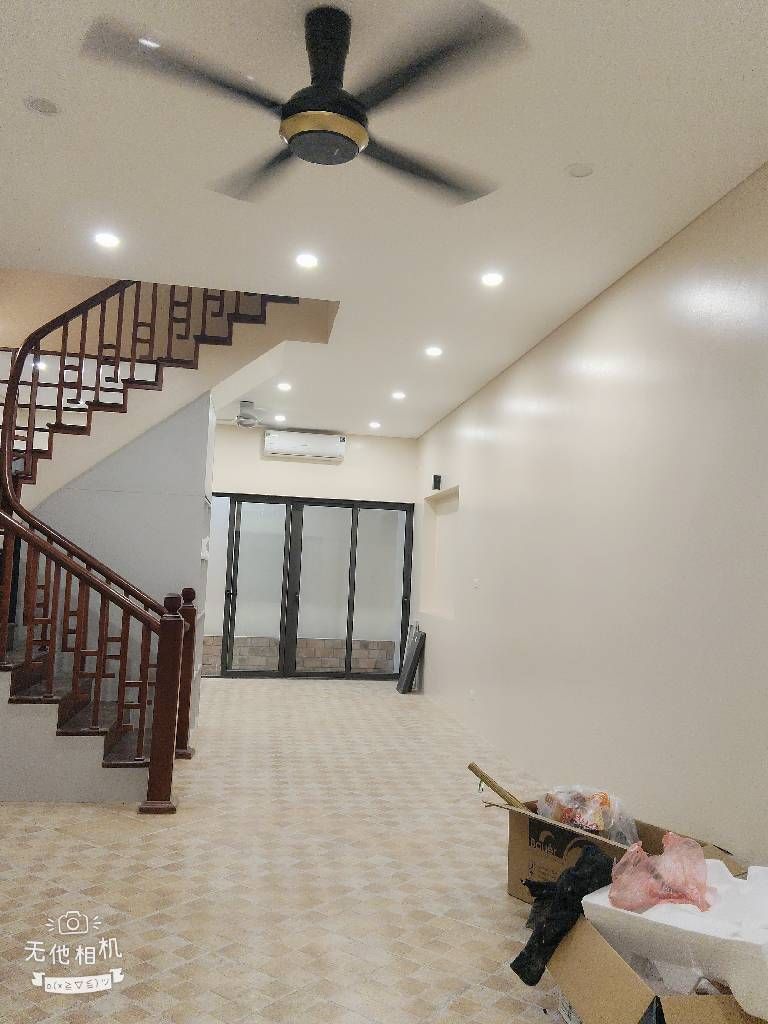 Bán nhà Tú Liên - diện tích 67m2 5 tầng - Mặt ngõ ô tô tránh - giá 28,8 tỷ