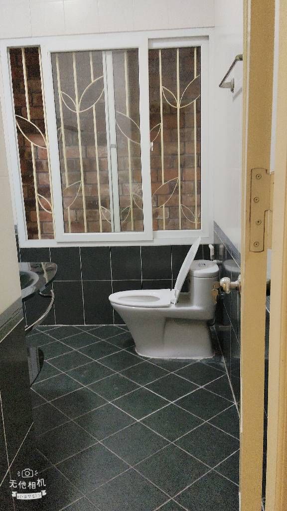 Bán nhà Tú Liên - diện tích 67m2 5 tầng - Mặt ngõ ô tô tránh - giá 28,8 tỷ