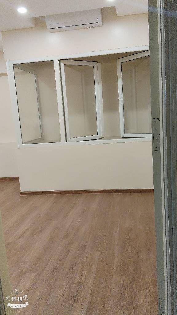 Bán nhà Tú Liên - diện tích 67m2 5 tầng - Mặt ngõ ô tô tránh - giá 28,8 tỷ