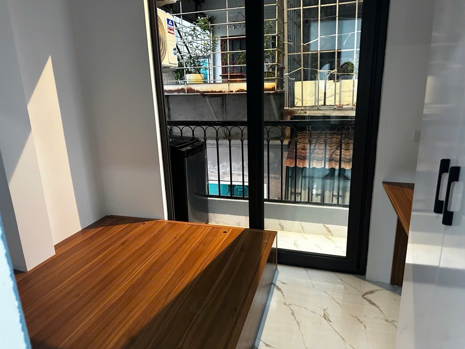 Bán nhà Gốc Đề - diện tích 40m2 6 tầng - Lô góc, full khách thuê - giá 12,5 tỷ