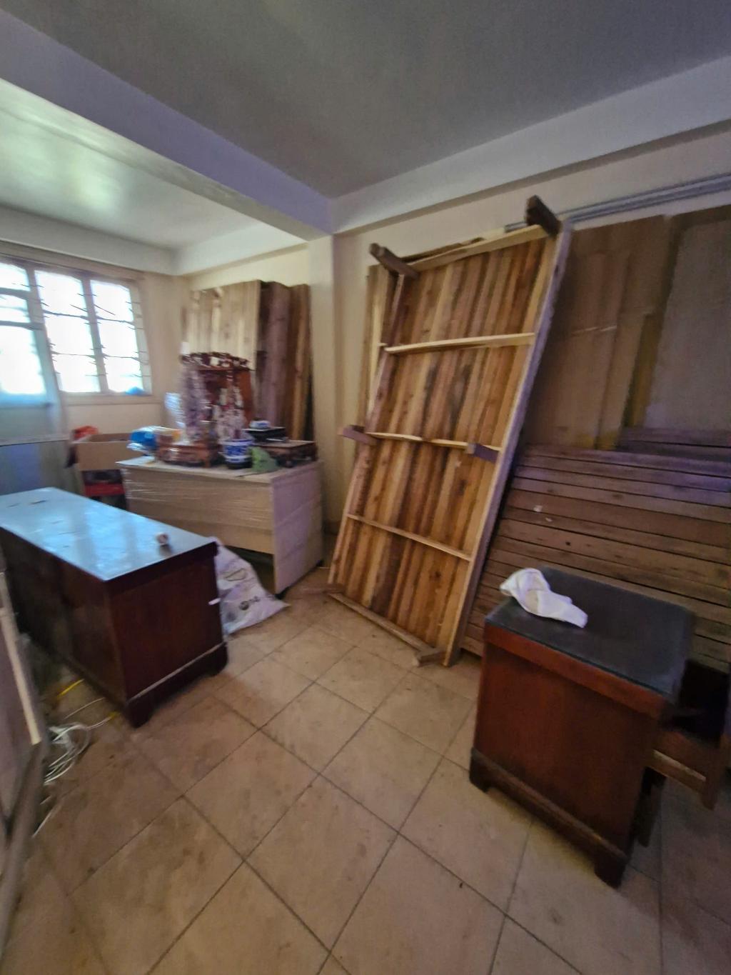 Bán nhà Giáp Bát - diện tích 102m2 5 tầng - Mặt phố - giá 33 tỷ