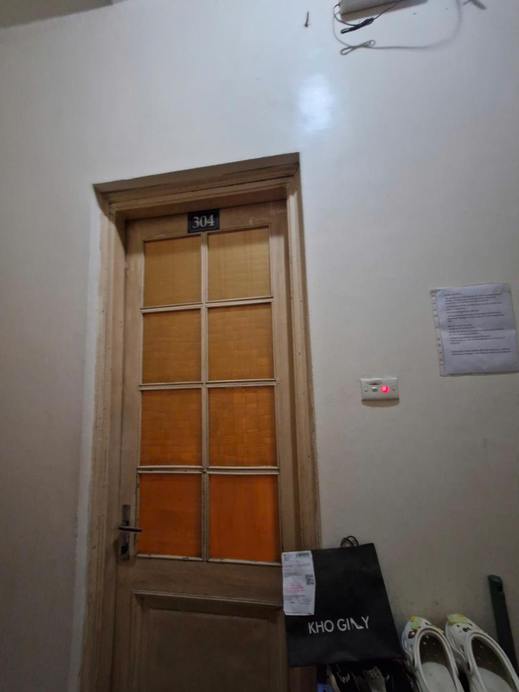 Bán nhà Giáp Bát - diện tích 102m2 5 tầng - Mặt phố - giá 33 tỷ