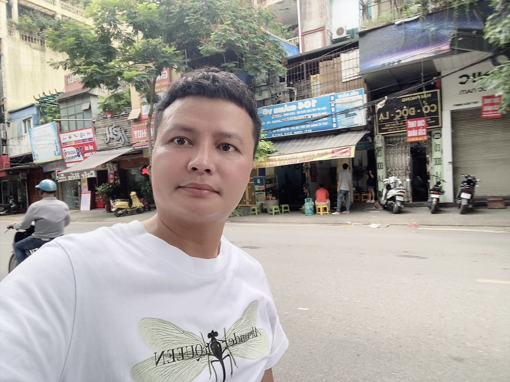 Bán nhà Giảng Võ - diện tích 185m2 3 tầng - Mặt phố - giá 100 tỷ