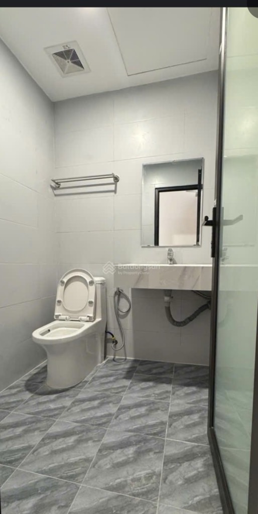 Bán nhà Trương Định - diện tích 200m2 8 tầng - Gần phố, 2 xe tránh thoải mái - giá 79 tỷ