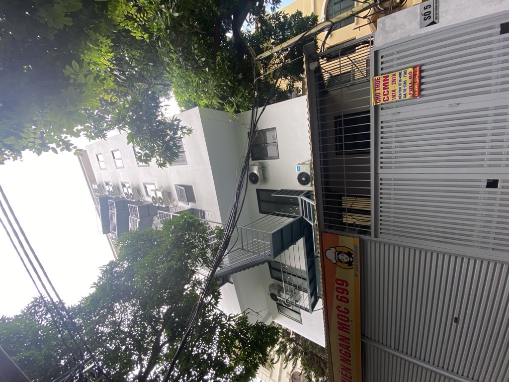 Bán nhà Trương Định - diện tích 200m2 8 tầng - Gần phố, 2 xe tránh thoải mái - giá 79 tỷ