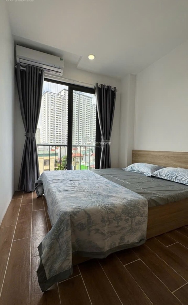 Bán nhà Trương Định - diện tích 200m2 8 tầng - Gần phố, 2 xe tránh thoải mái - giá 79 tỷ