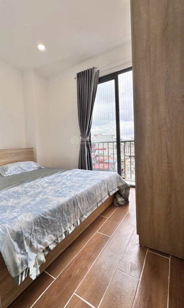 Bán nhà Trương Định - diện tích 200m2 8 tầng - Gần phố, 2 xe tránh thoải mái - giá 79 tỷ