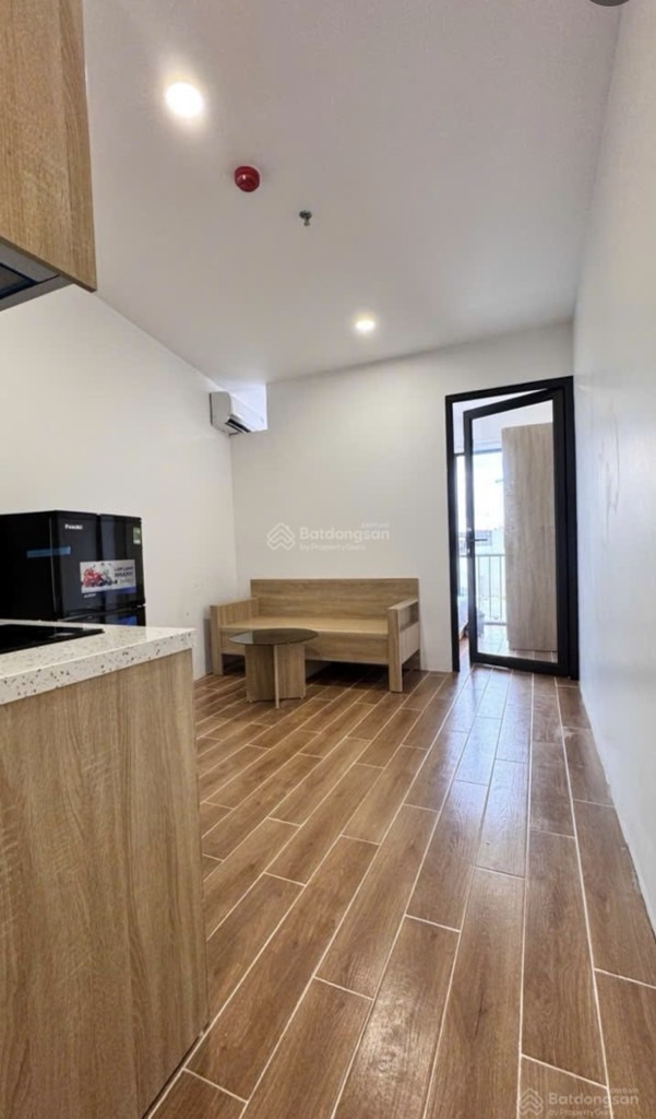 Bán nhà Trương Định - diện tích 200m2 8 tầng - Gần phố, 2 xe tránh thoải mái - giá 79 tỷ