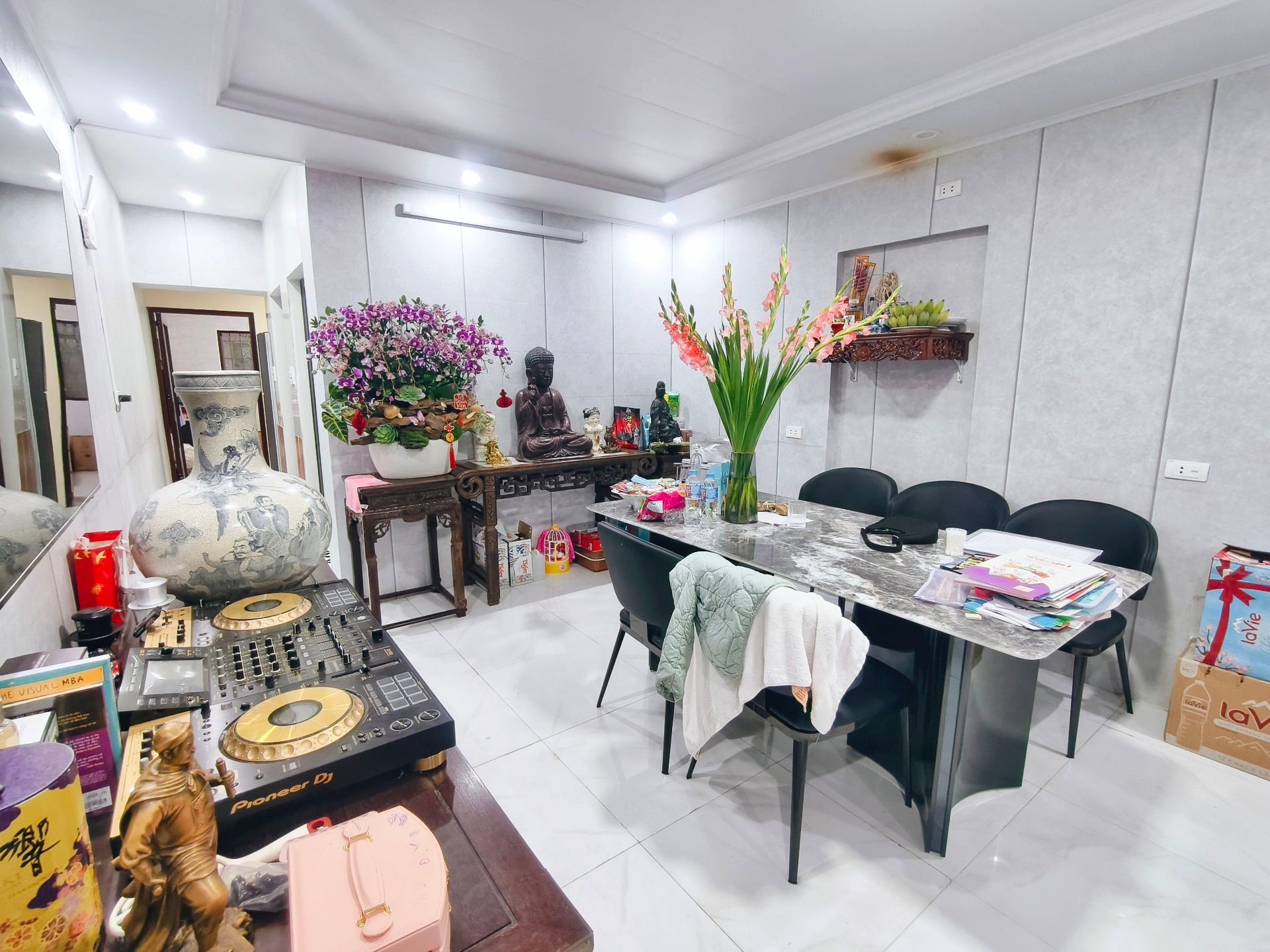 Bán nhà Nguyễn Khoái - diện tích 70m2 1 tầng - Ô tô đỗ cầu thang - giá 6,2 tỷ