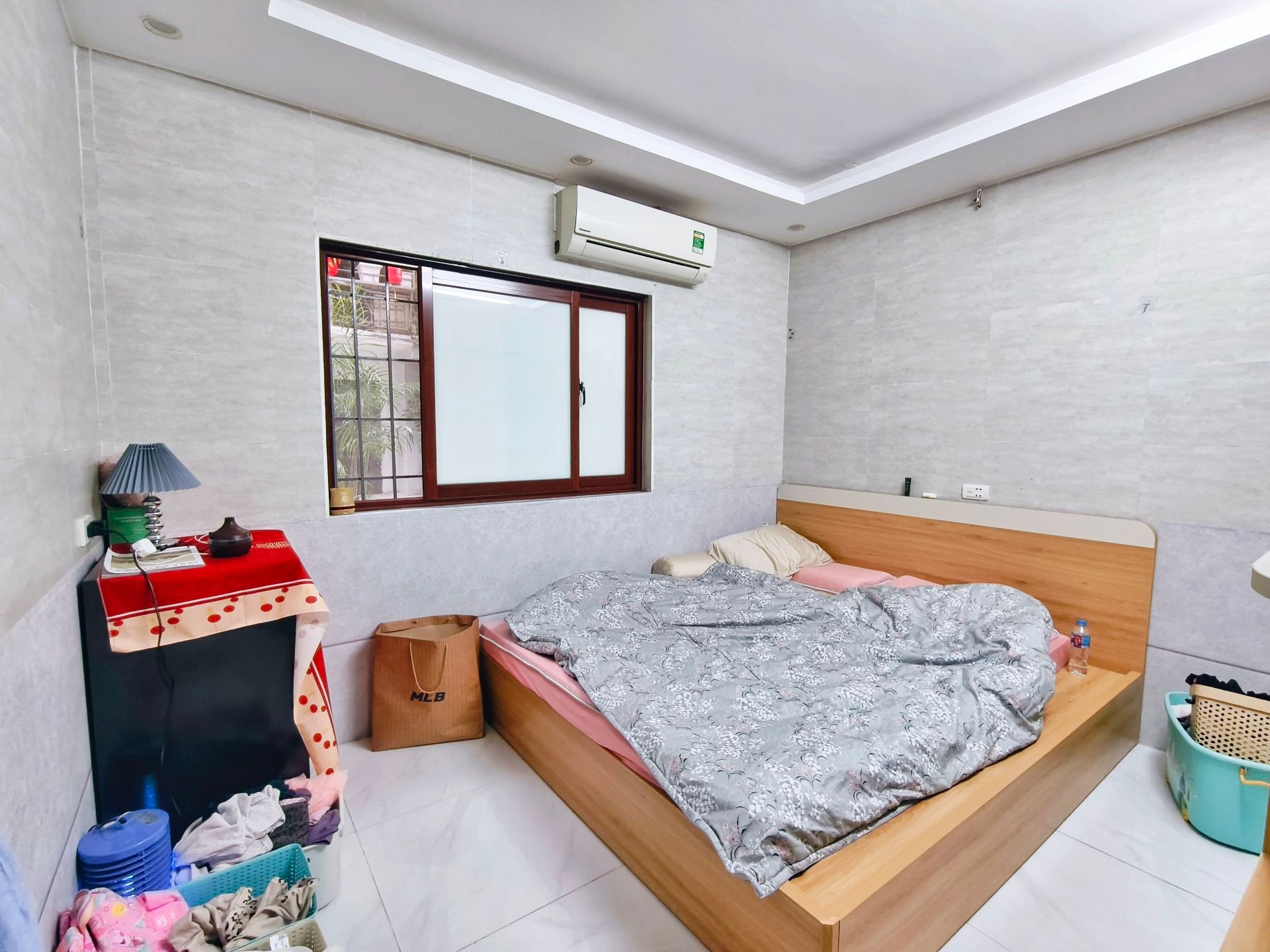 Bán nhà Nguyễn Khoái - diện tích 70m2 1 tầng - Ô tô đỗ cầu thang - giá 6,2 tỷ
