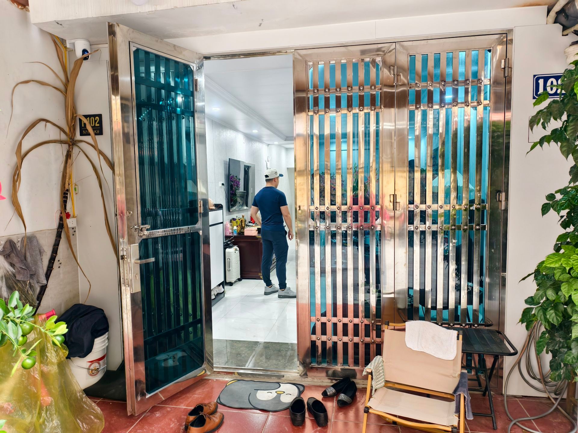 Bán nhà Nguyễn Khoái - diện tích 70m2 1 tầng - Ô tô đỗ cầu thang - giá 6,2 tỷ