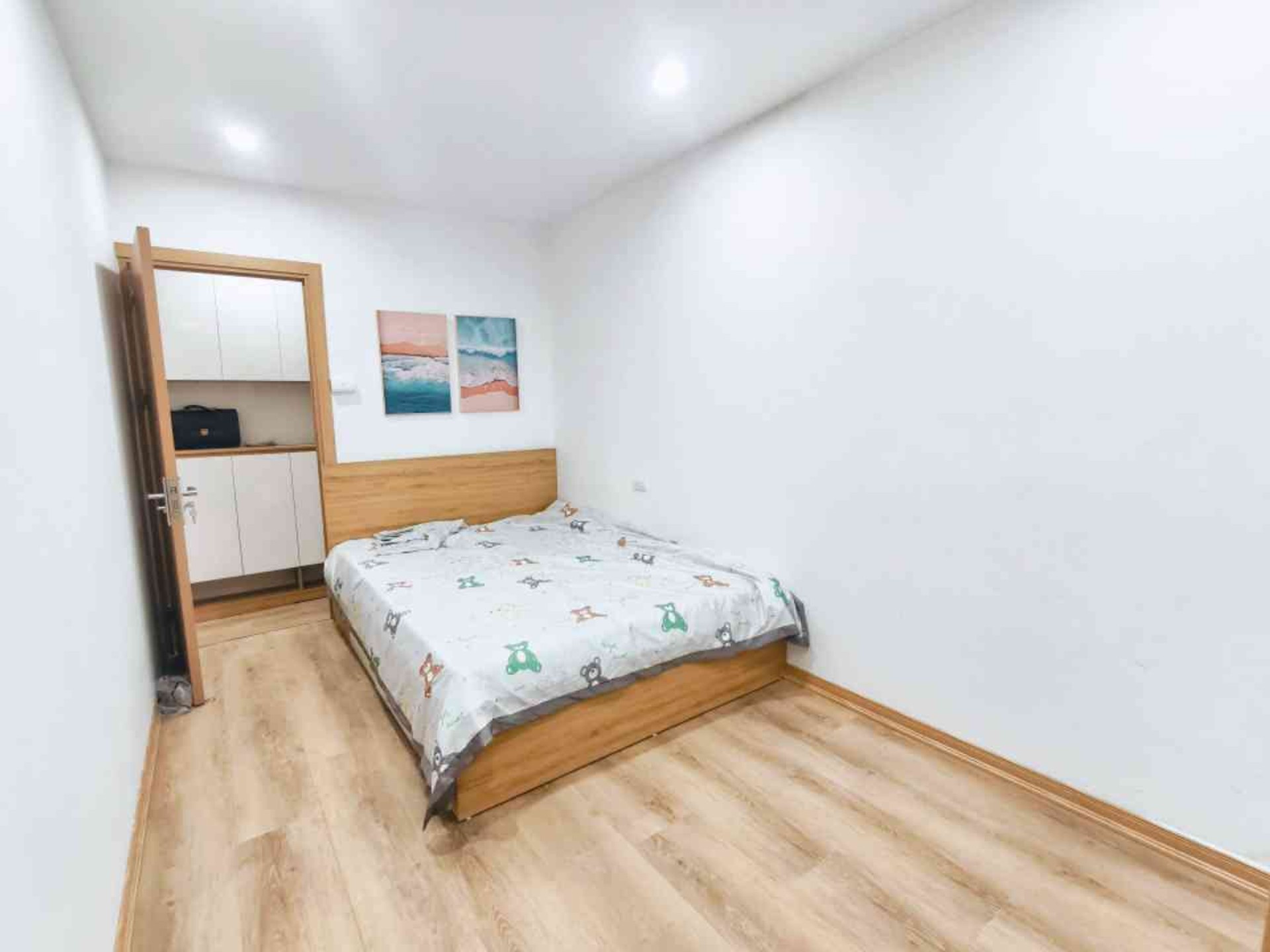 Bán nhà Giải Phóng - diện tích 80m2 1 tầng - Lô góc - giá 3,95 tỷ