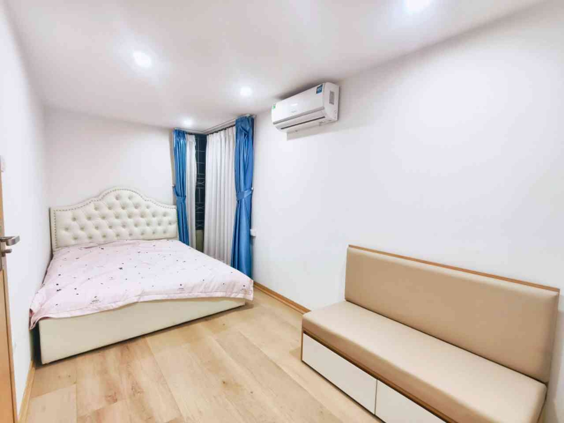 Bán nhà Giải Phóng - diện tích 80m2 1 tầng - Lô góc - giá 3,95 tỷ
