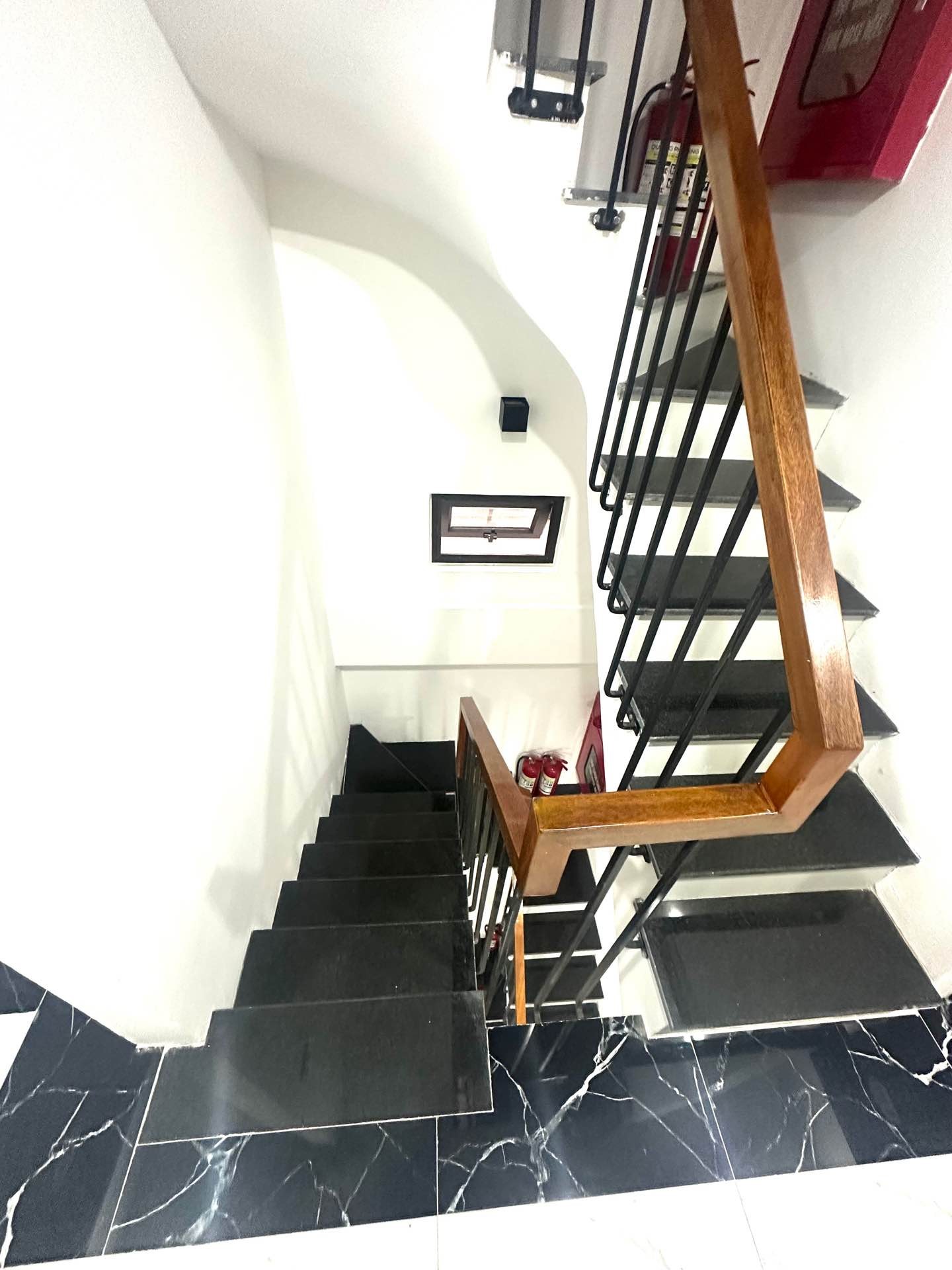 Bán nhà Trương Định - diện tích 90m2 8 tầng - Thang máy - giá 25 tỷ