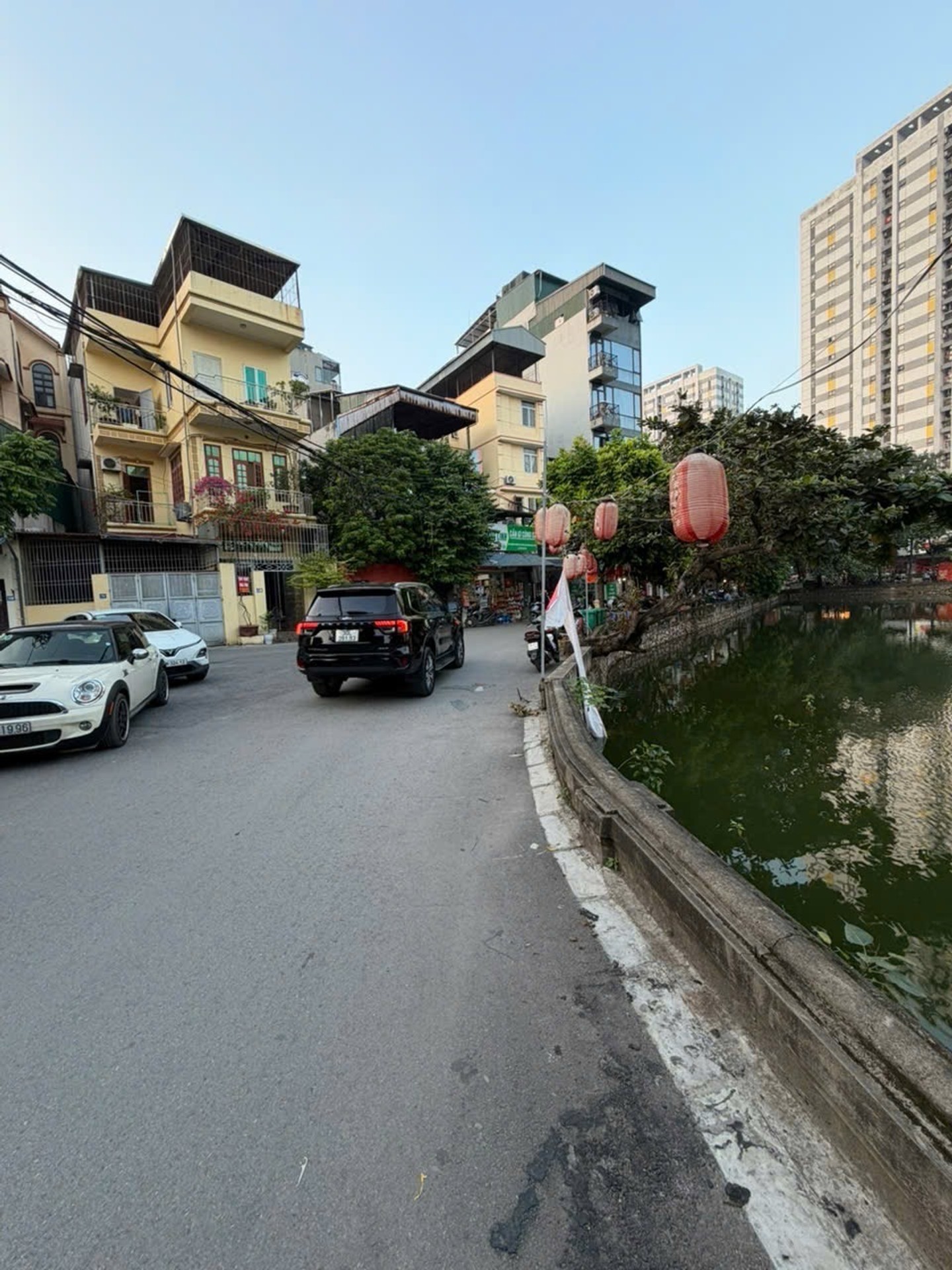 Bán nhà Bùi Quốc Khái - diện tích 130m2 3 tầng - ô tô đỗ cửa - giá 38,9 tỷ