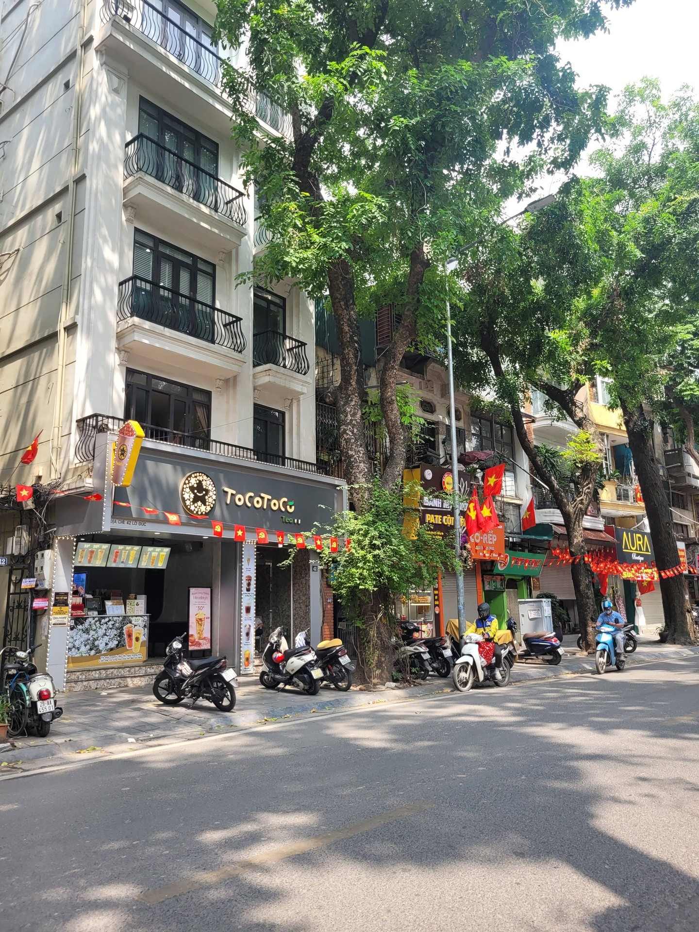 Bán nhà Lò Đúc - diện tích 71m2 8 tầng - Lô góc - giá 70 tỷ
