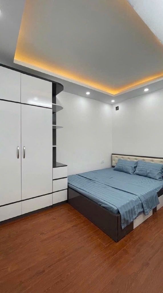 Bán nhà Hồng Mai - diện tích 35m2 2 tầng - Nhà đẹp hiếm có - giá 3,98 tỷ