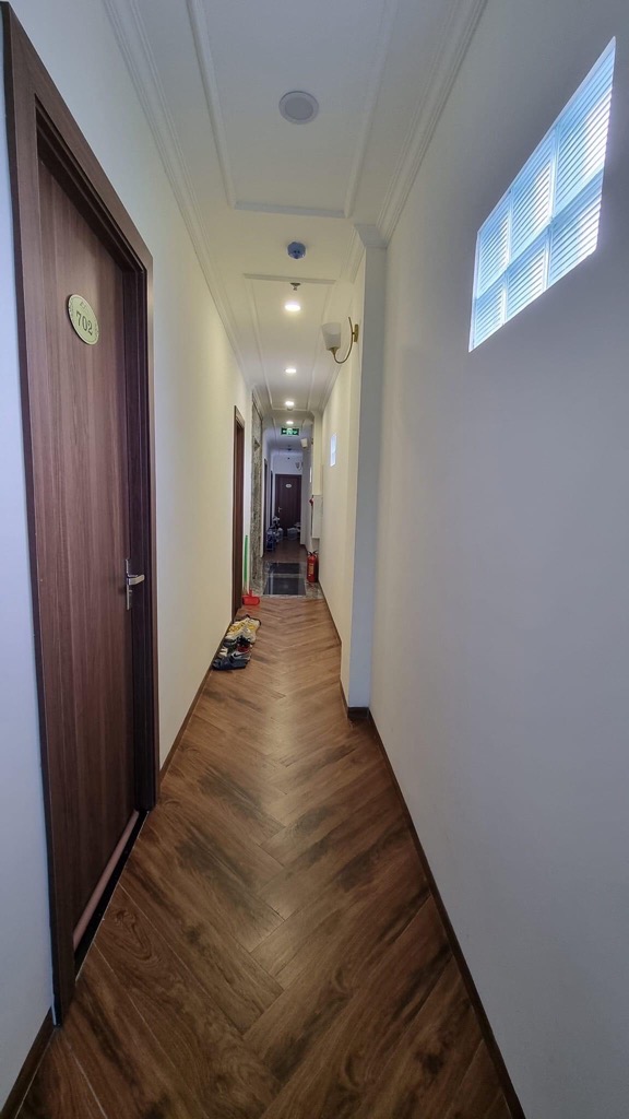 Bán nhà Phú Diễn - diện tích 103m2 9 tầng - 3 ô tô tránh - giá 39 tỷ