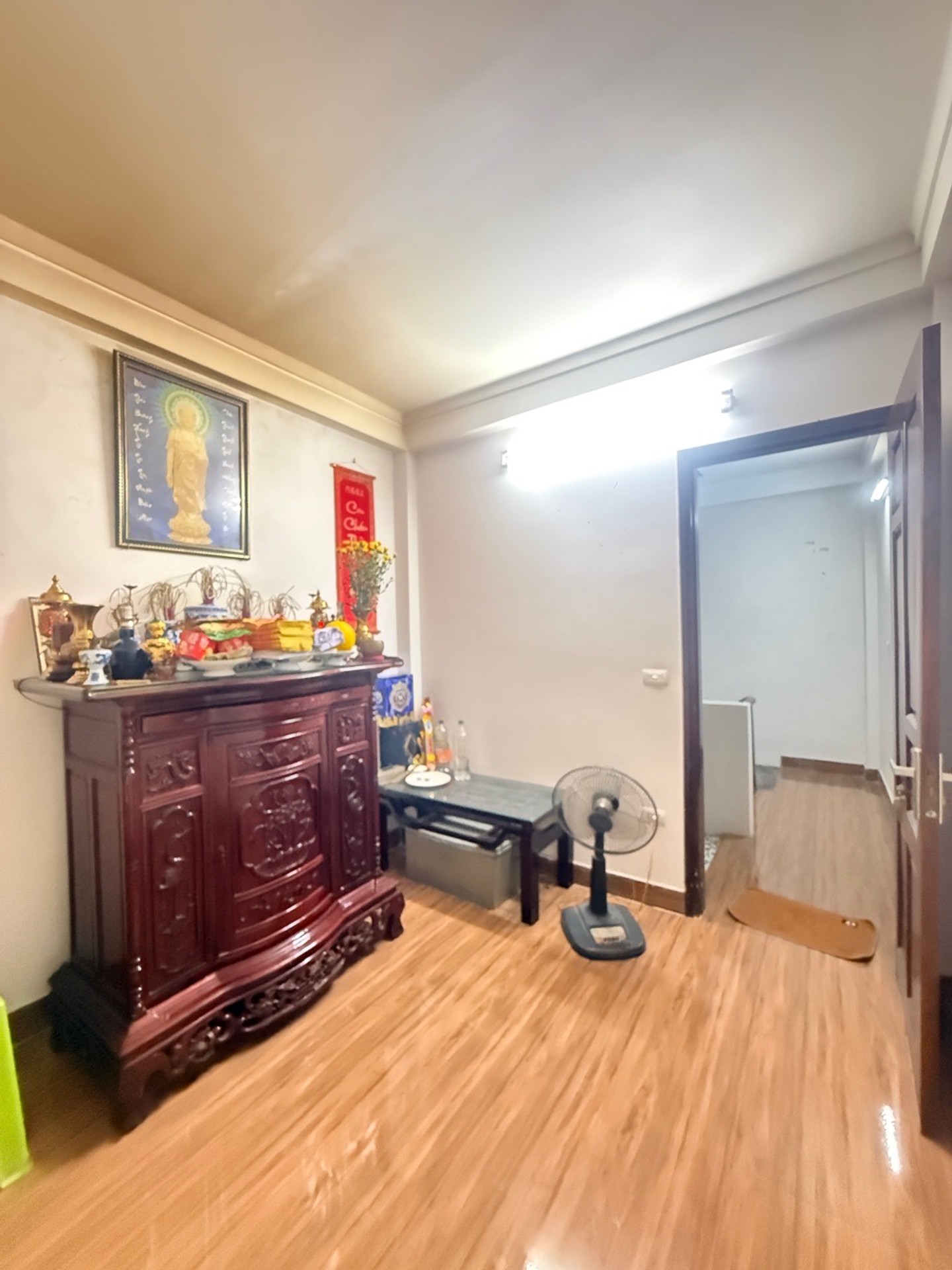 Bán nhà Trương Định - diện tích 30m2 5 tầng - ô tô chạy vòng quanh - giá 8,9 tỷ