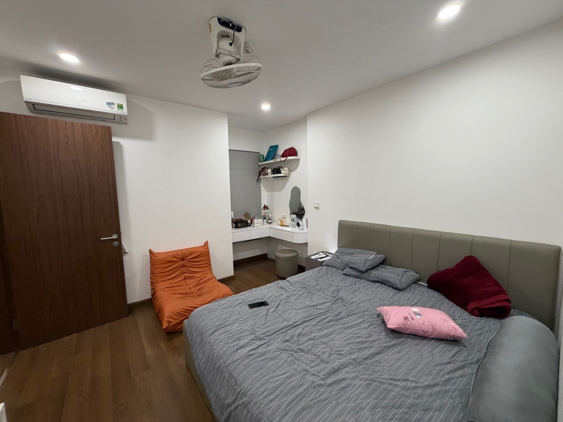 Bán nhà Trần Thủ Độ - diện tích 82m2 27 tầng - Cực đẹp - giá 4,9 tỷ