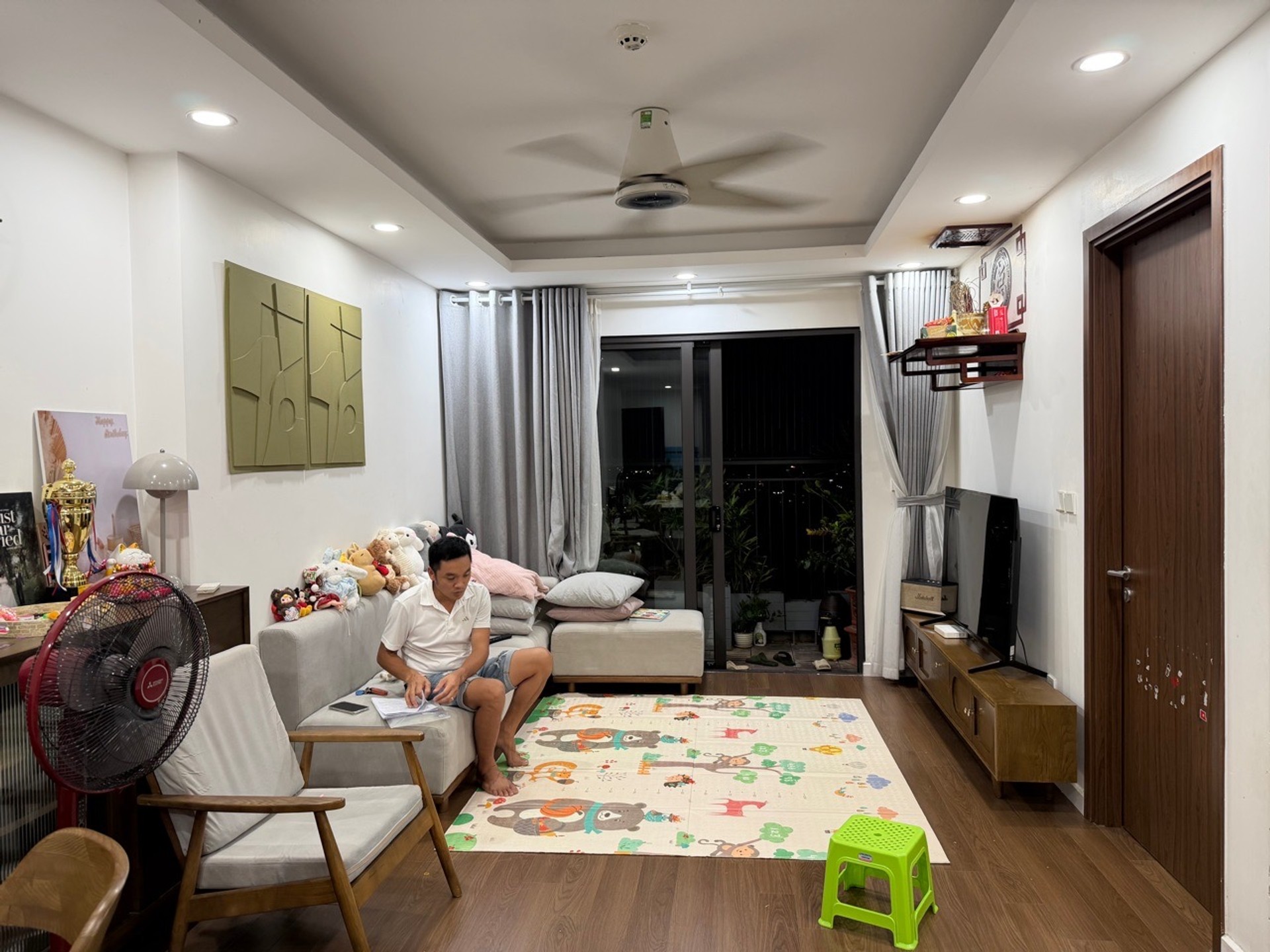 Bán nhà Trần Thủ Độ - diện tích 82m2 27 tầng - Cực đẹp - giá 4,9 tỷ