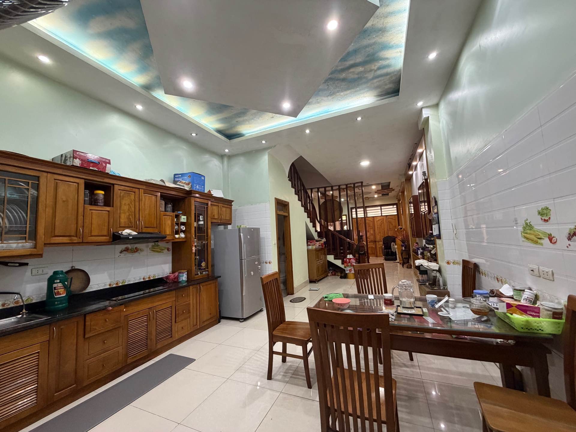 Bán nhà Ngũ Nhạc - diện tích 105m2 3 tầng - Ô tô tránh - giá 32 tỷ