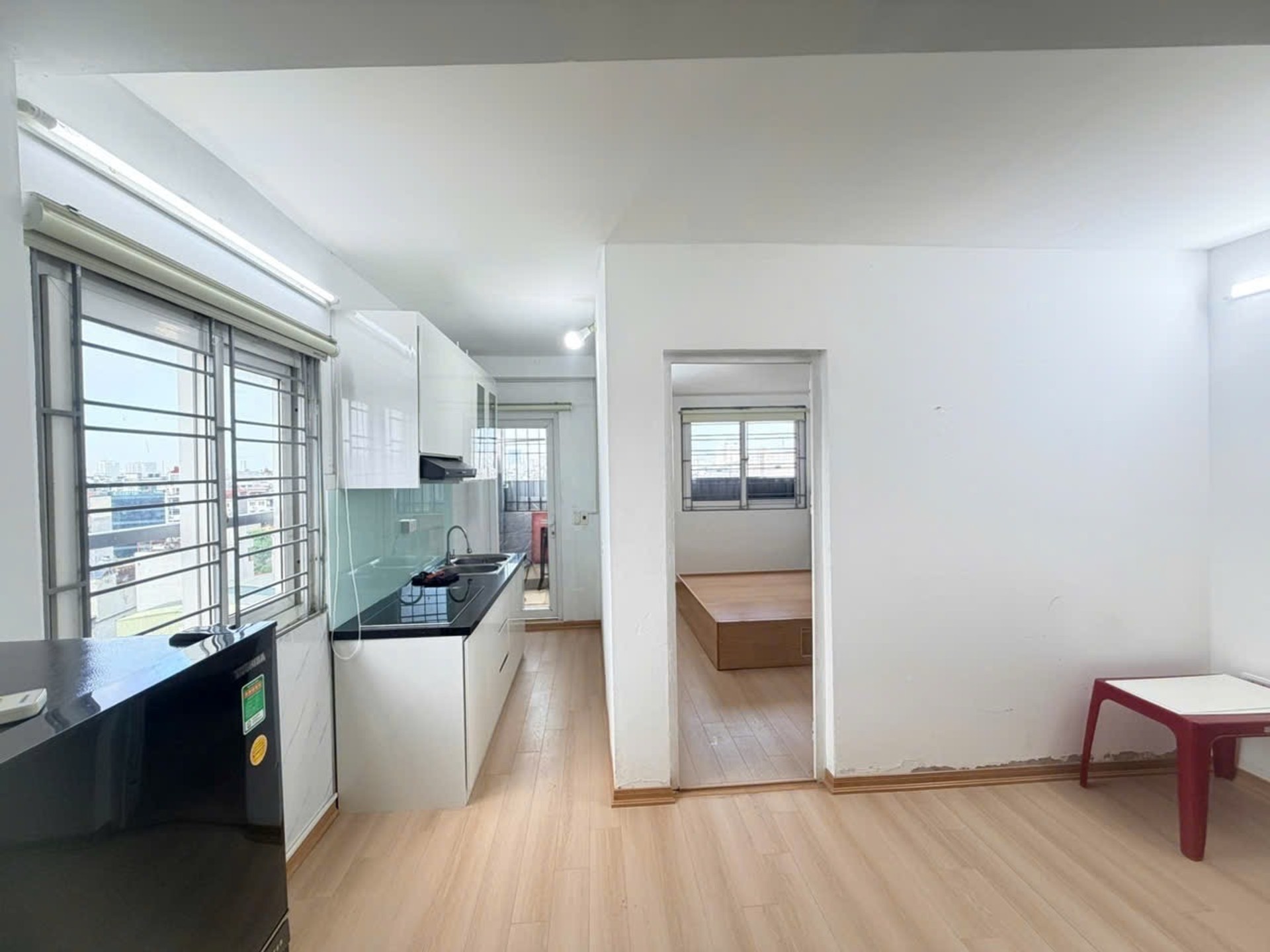 Bán nhà Khương Đình - diện tích 45m2 9 tầng - Lô góc, thang máy - giá 1,39 tỷ