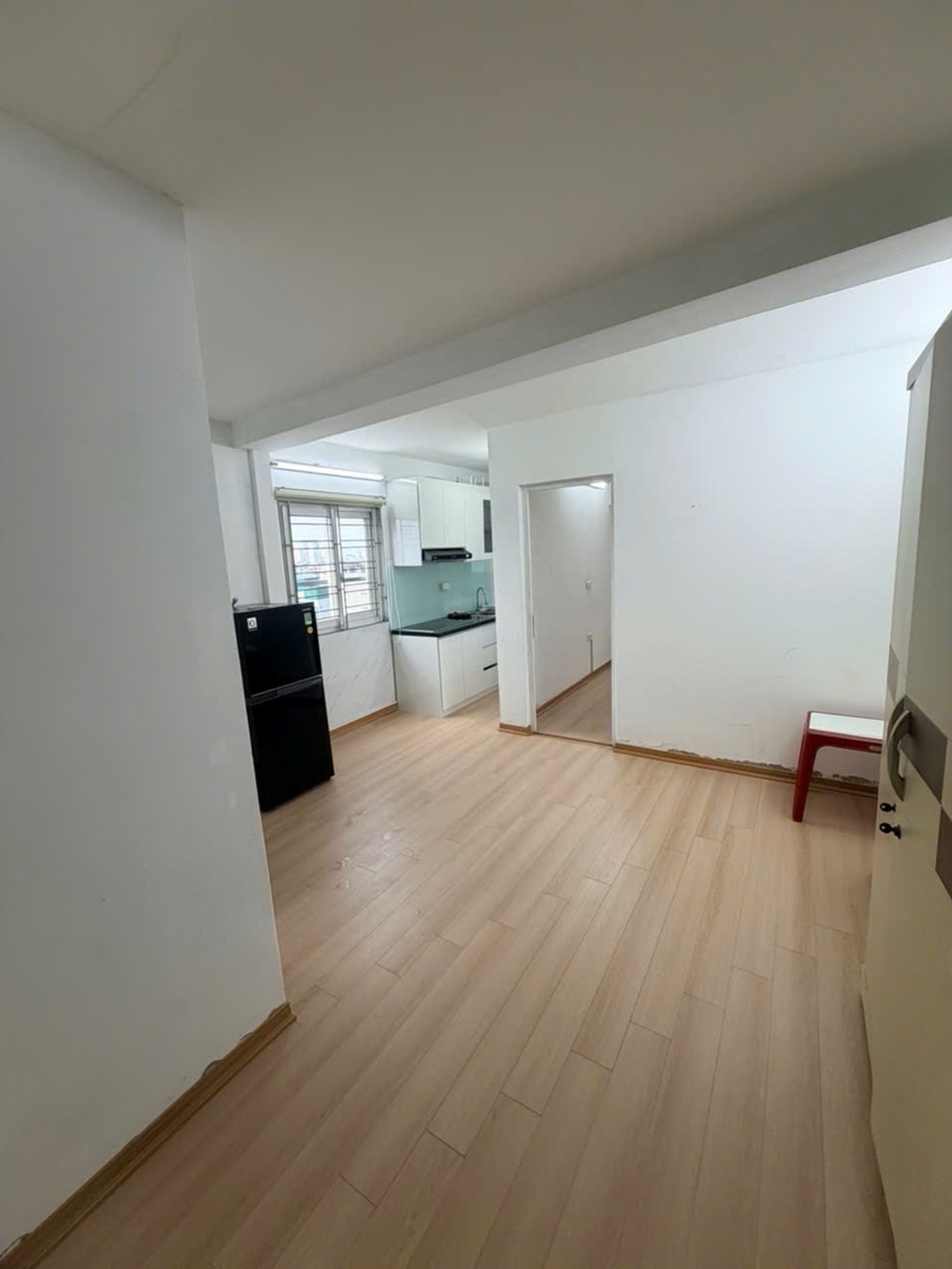 Bán nhà Khương Đình - diện tích 45m2 9 tầng - Lô góc, thang máy - giá 1,39 tỷ