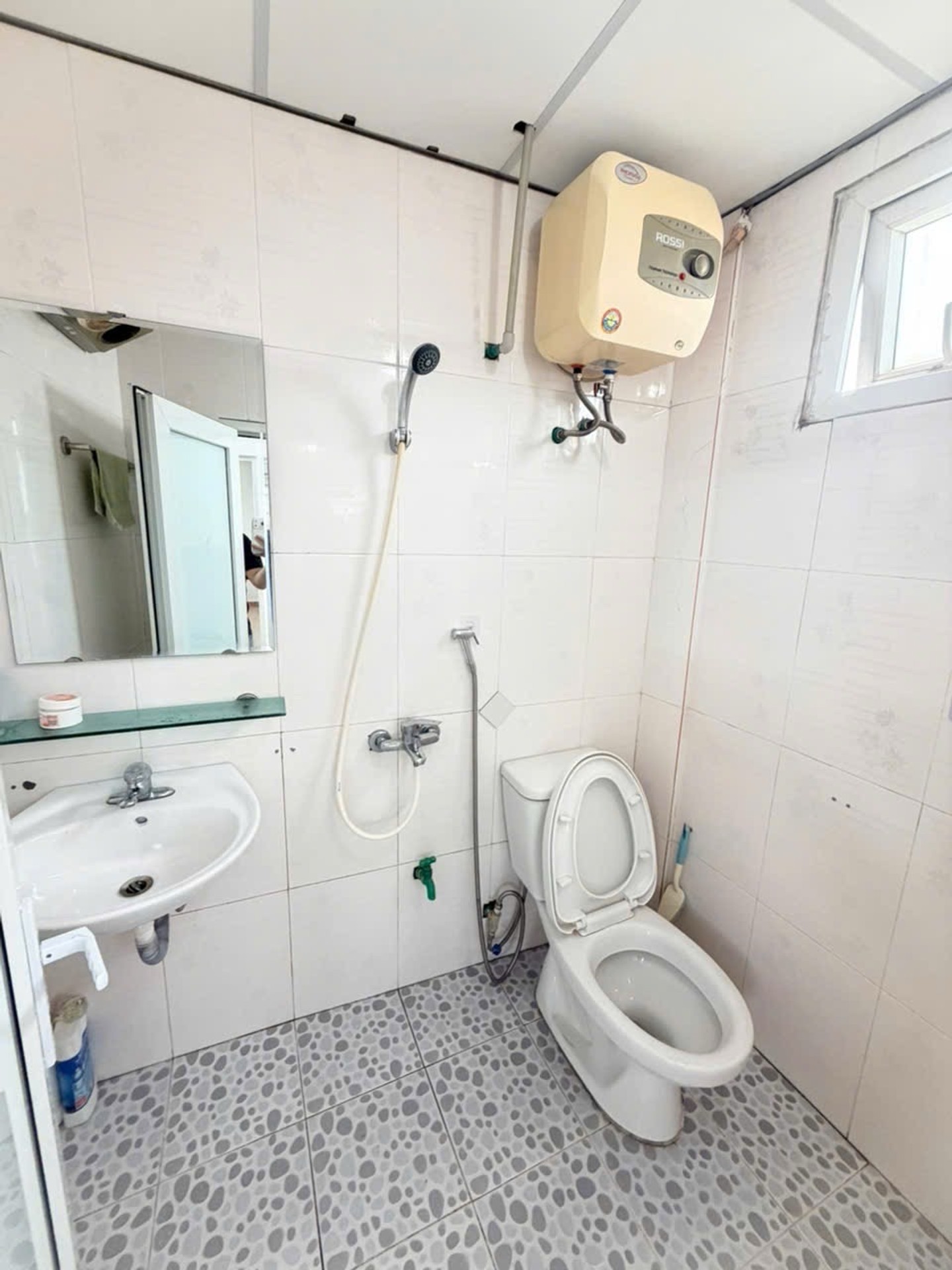 Bán nhà Khương Đình - diện tích 45m2 9 tầng - Lô góc, thang máy - giá 1,39 tỷ