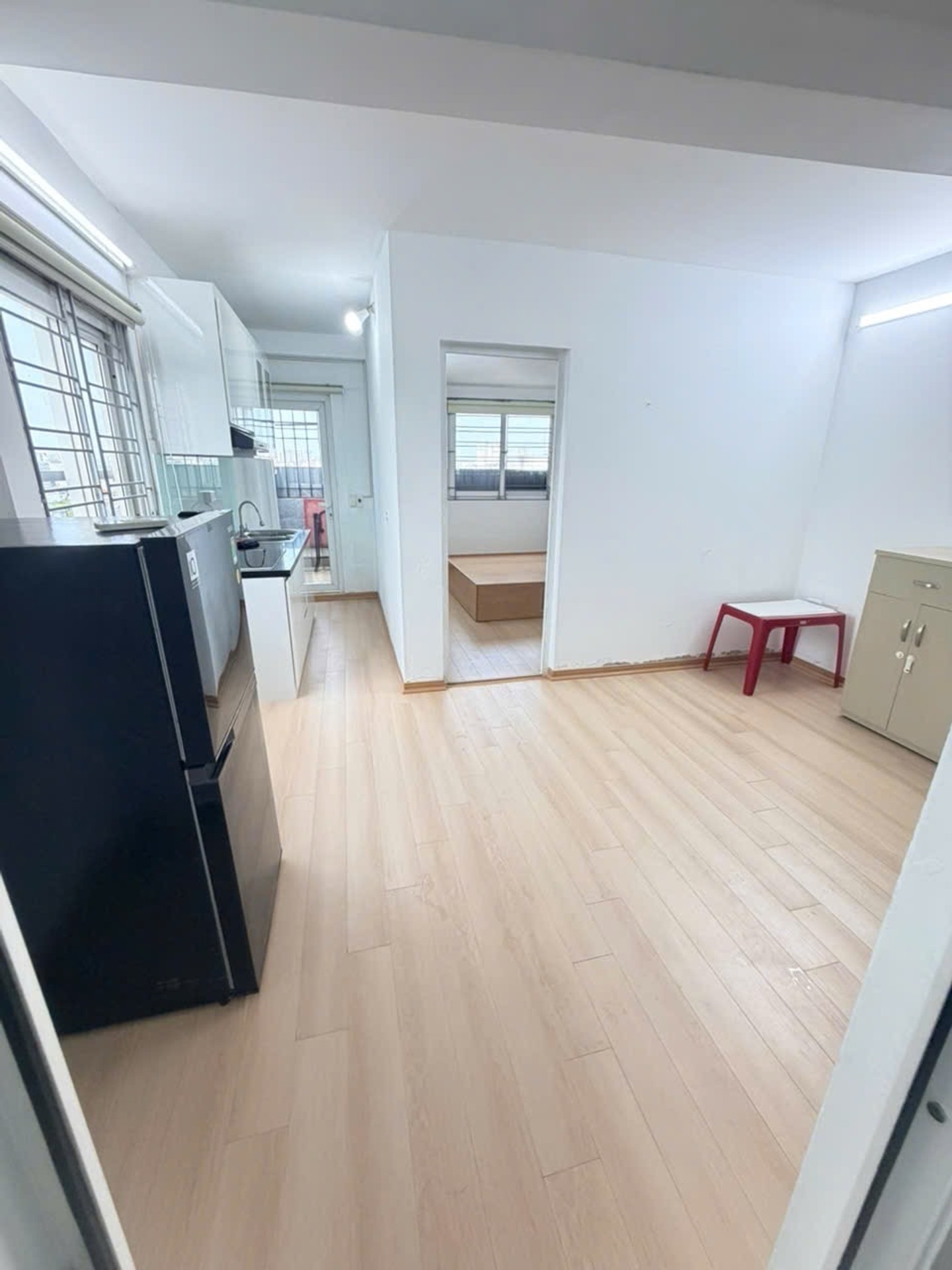 Bán nhà Khương Đình - diện tích 45m2 9 tầng - Lô góc, thang máy - giá 1,39 tỷ