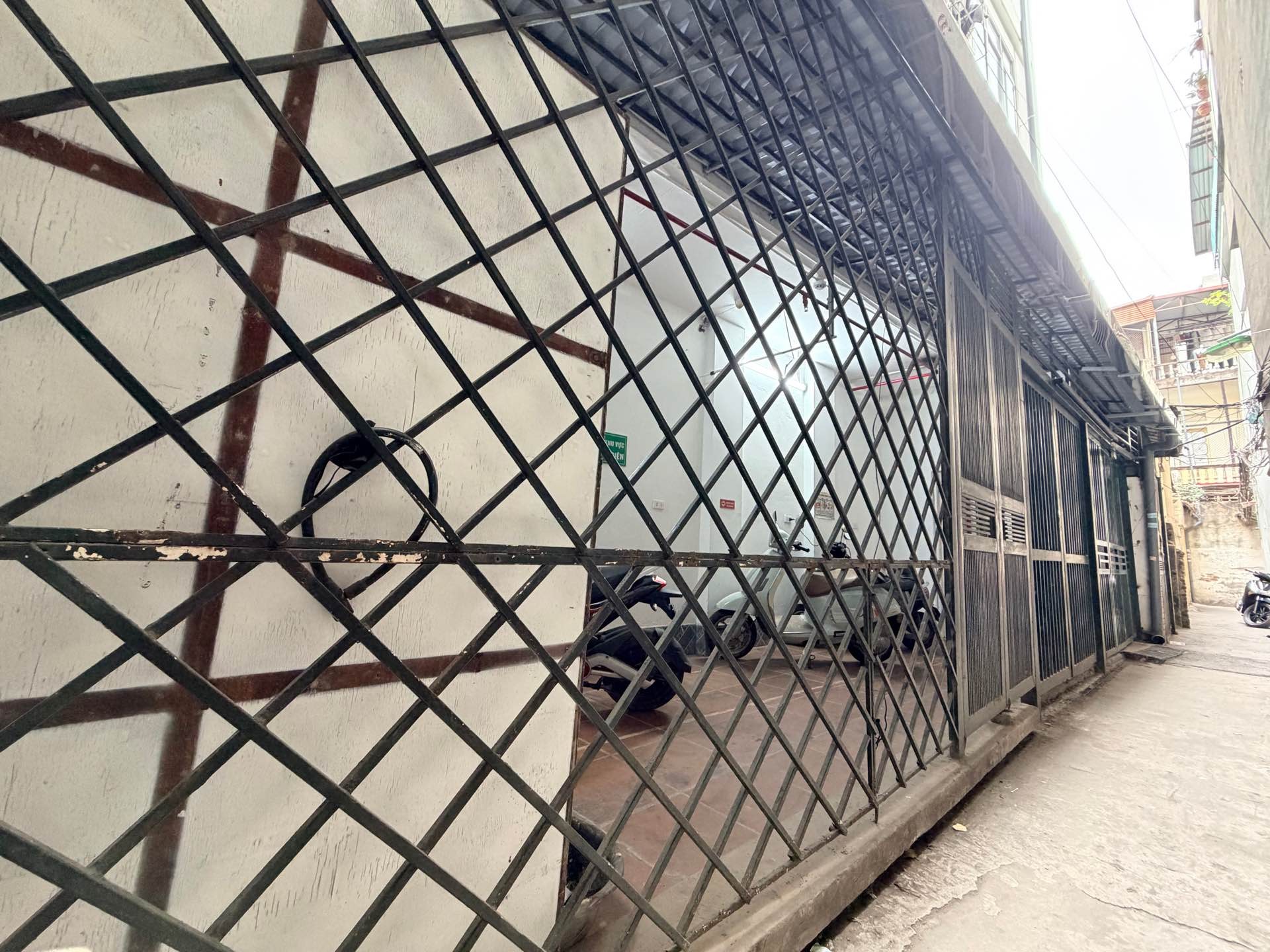 Bán nhà Khương Trung - diện tích 154m2 7 tầng - Đang cập nhật - giá 38 tỷ