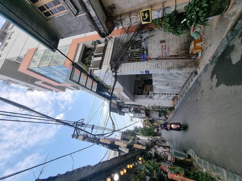 Bán nhà Tứ Liên - diện tích 220m2 4 tầng - Ô tô thông - giá 53,5 tỷ