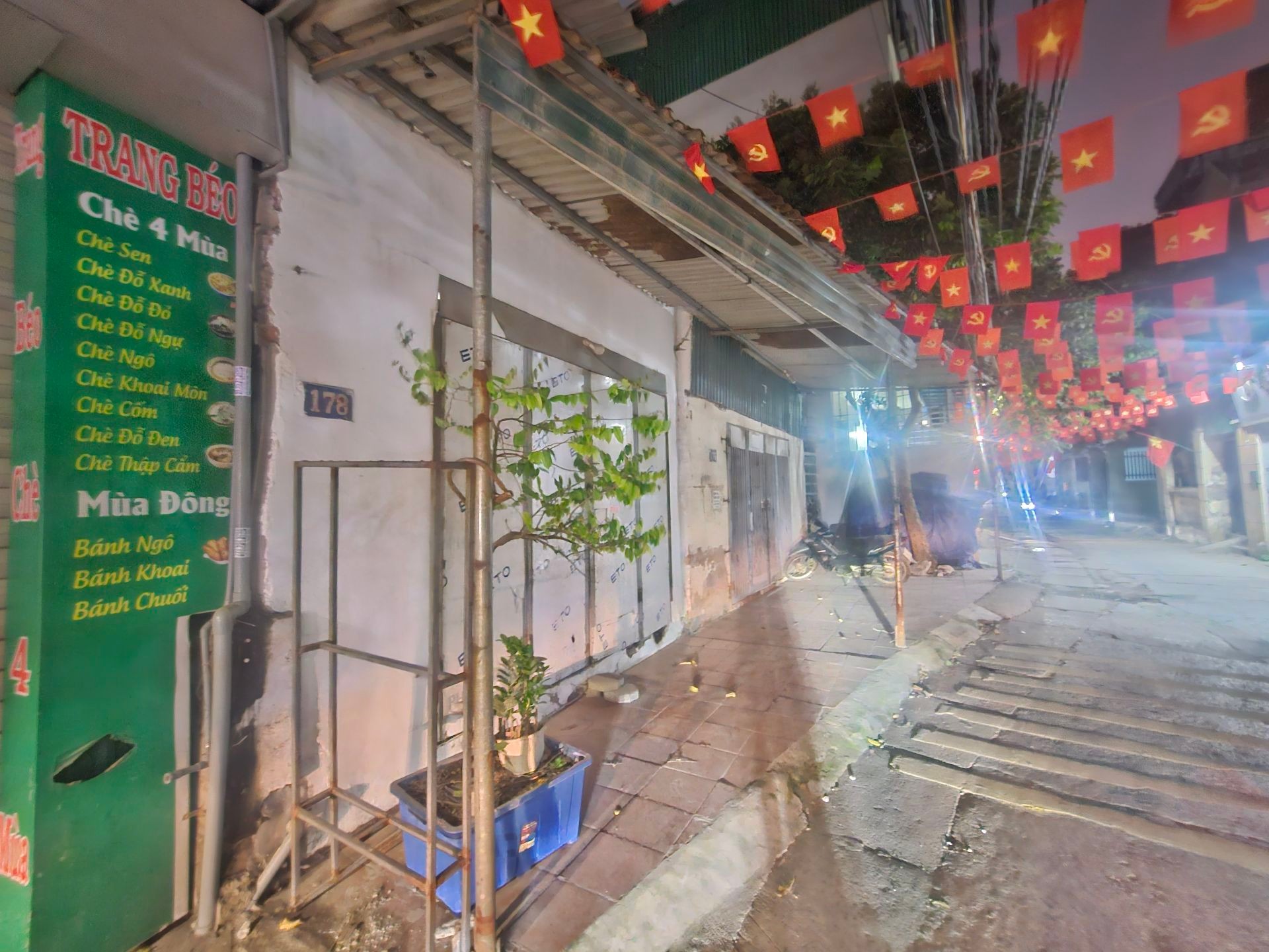 Bán nhà Định Công - diện tích 55m2 1 tầng - Đất tặng nhà cấp 4 kinh doanh sát phố - giá 4,1 tỷ