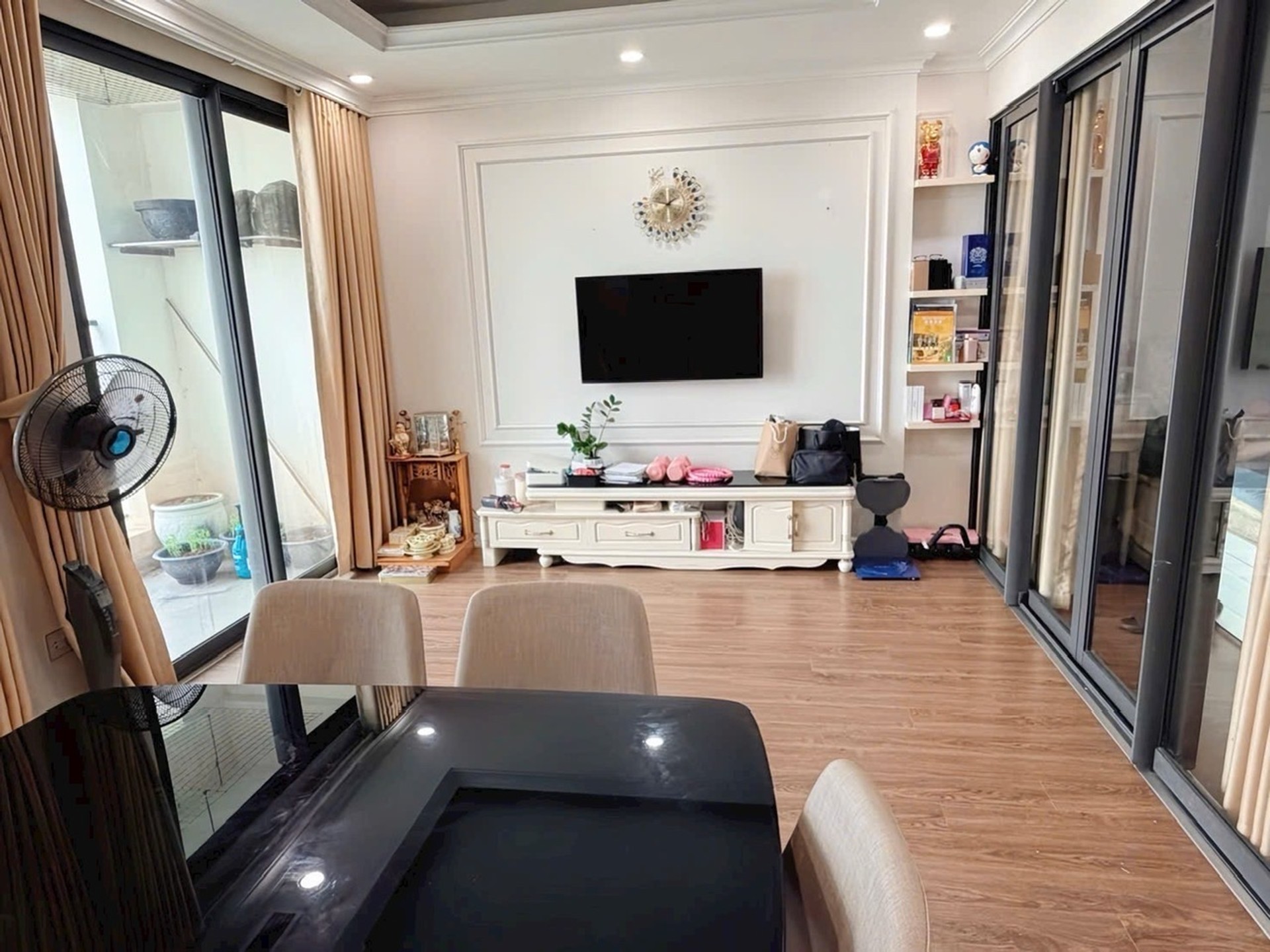 Bán nhà Hoàng Mai - diện tích 46m2 17 tầng - Căn hộ chung cư đẹp - giá 4,9 tỷ