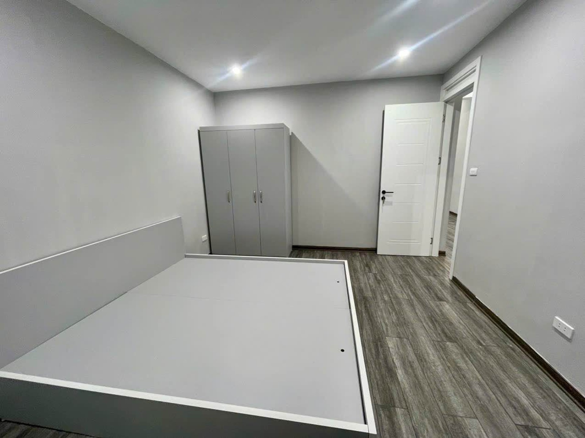 Bán nhà Lương Khánh Thiện - diện tích 42m2 4 tầng - 2 ngủ - giá 4,25 tỷ