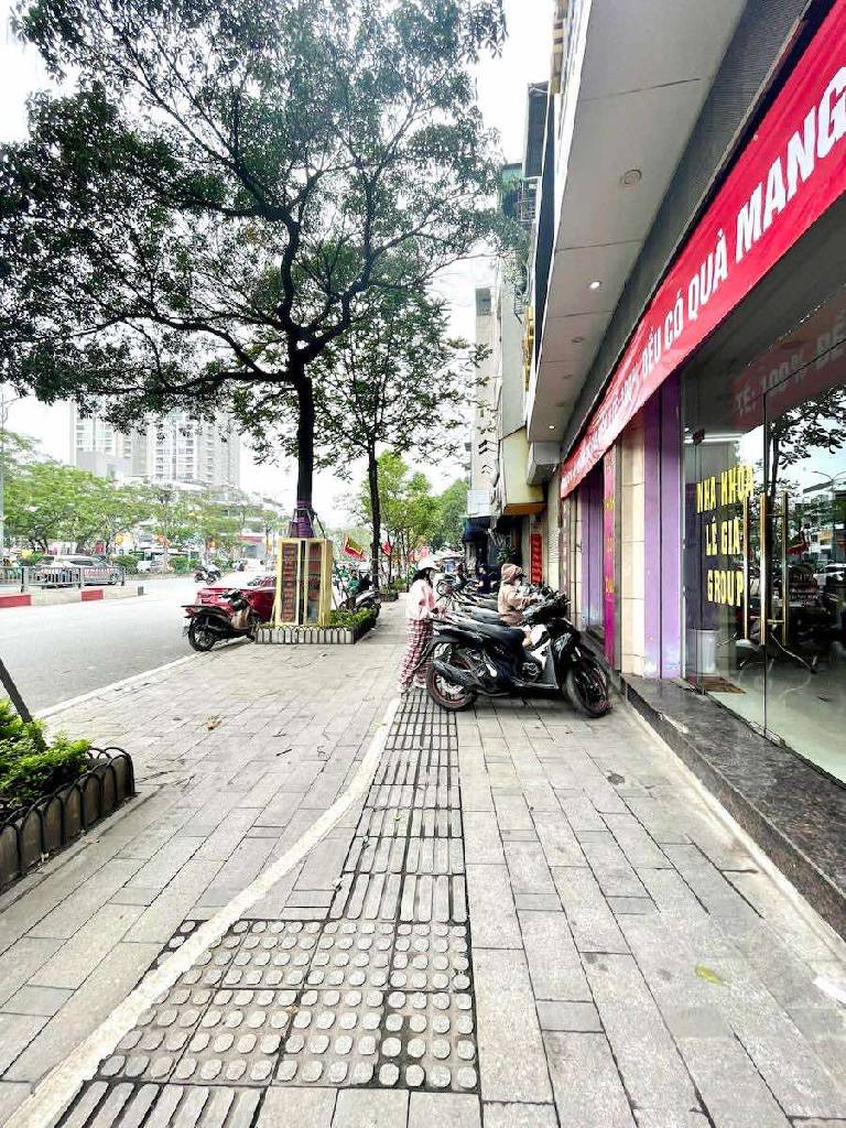 Bán nhà Xã Đàn - diện tích 135m2 5 tầng - Mặt tiền 9m siêu hiếm - giá 110 tỷ