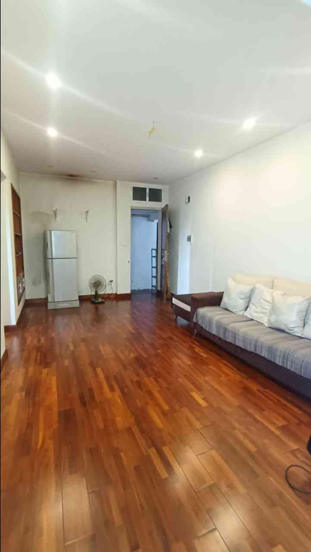 Bán nhà Hai Bà Trưng - diện tích 23m2 1 tầng - Lô góc - giá 3,1 tỷ