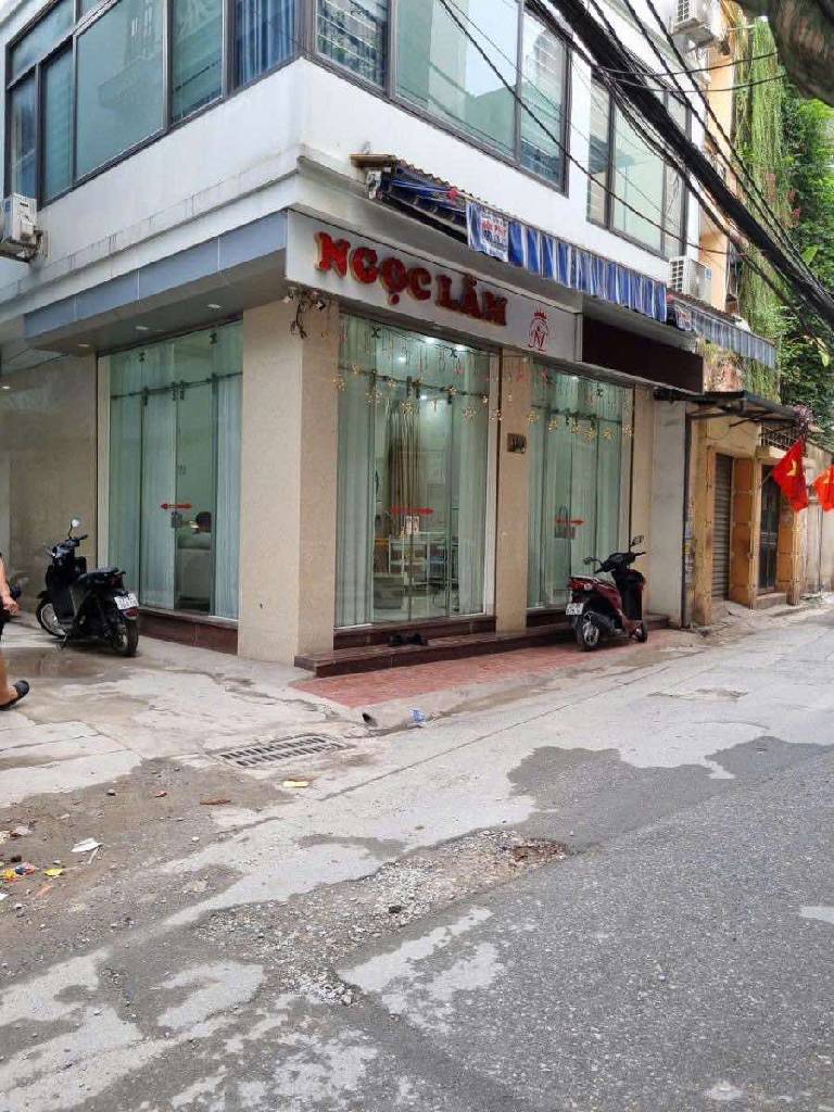 Bán nhà Giáp Bát - diện tích 102m2 6 tầng - Lô góc 2 mặt thoáng - giá 36 tỷ