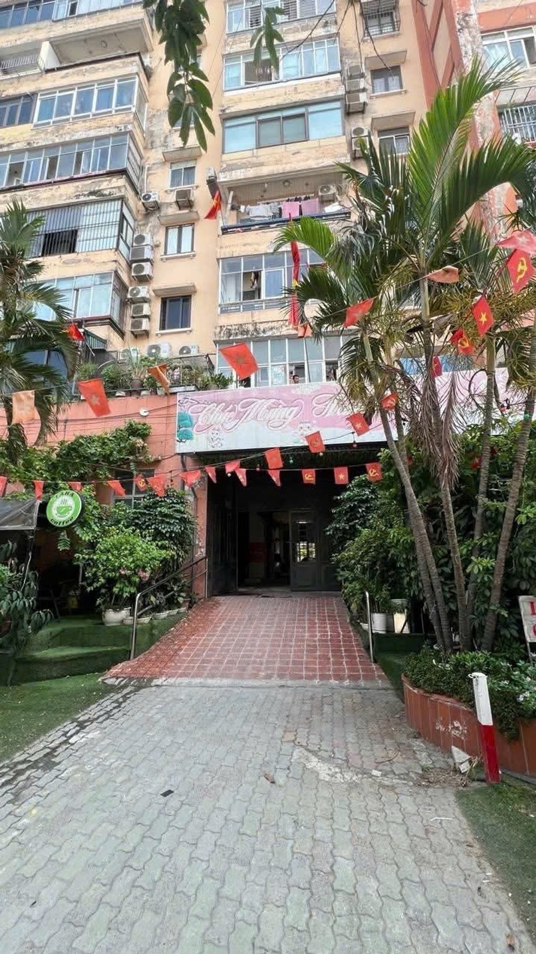 Bán nhà Chung cư Đồng Tàu - diện tích 53m2 7 tầng - Nhà đẹp 2 ngủ - giá 4,36 tỷ