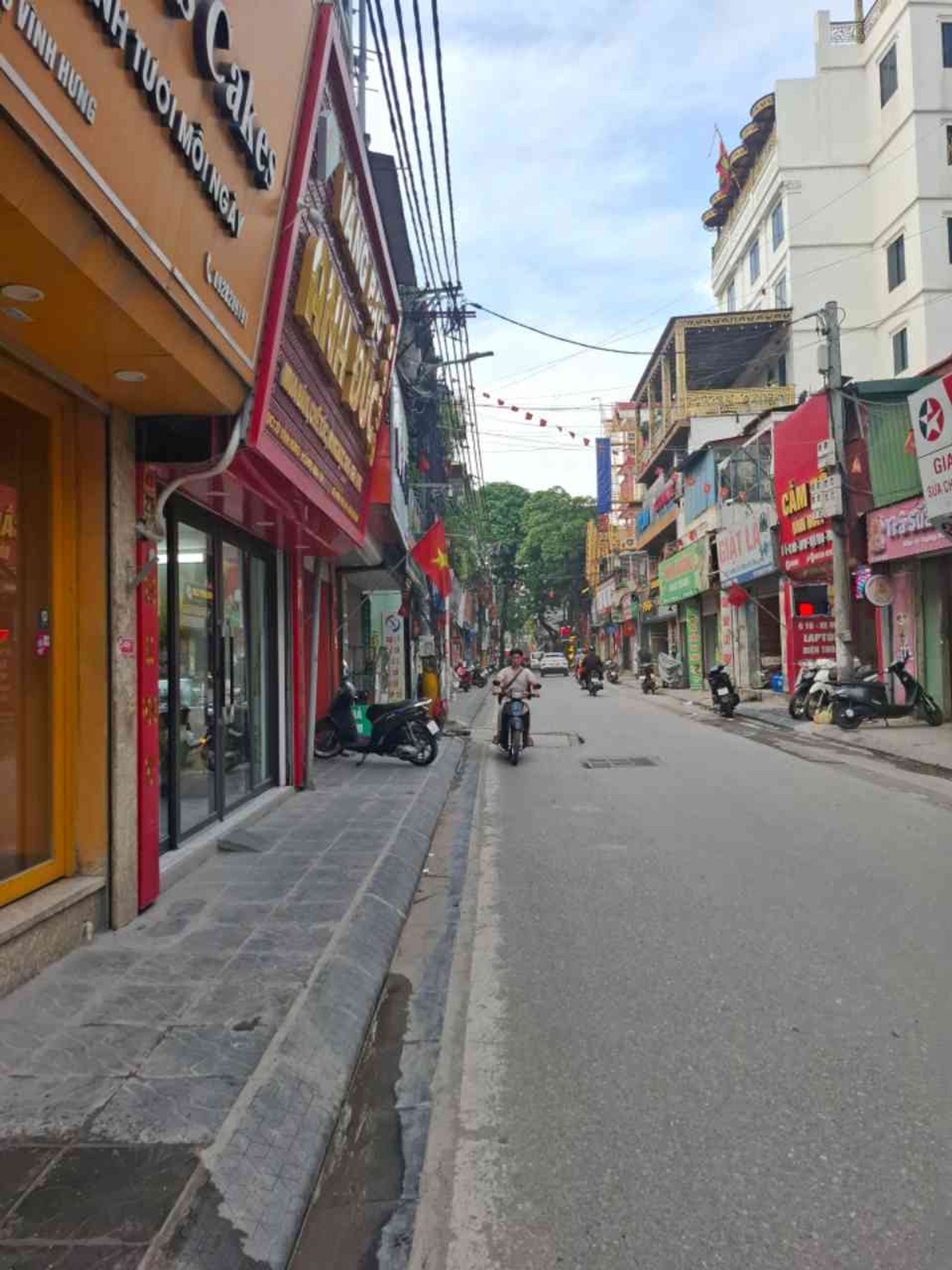 Bán nhà Vĩnh Hưng - diện tích 50m2 4 tầng - Mặt phố kinh doanh sầm uất - giá 13,8 tỷ