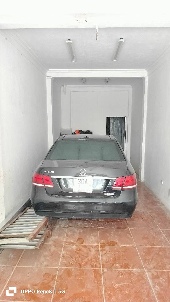 Bán nhà Đồng Nhân - diện tích 65m2 4 tầng - Mặt phố - giá 40 tỷ